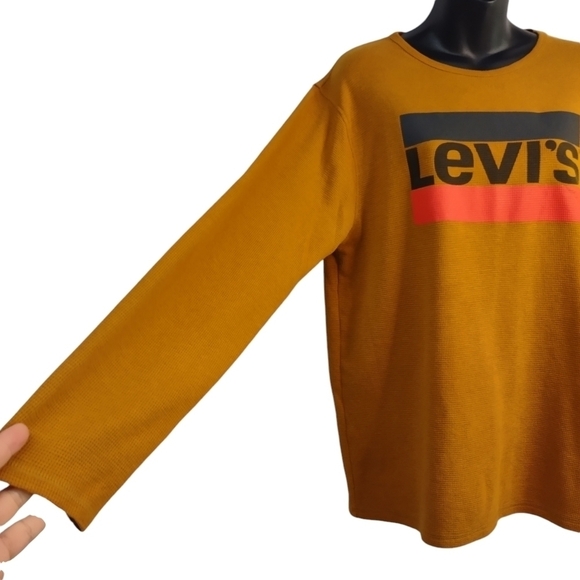 Levi's Men's Gold/Yellow Wallfe Knit Longsleeve T-shirt Size L - Picture 4 of 5